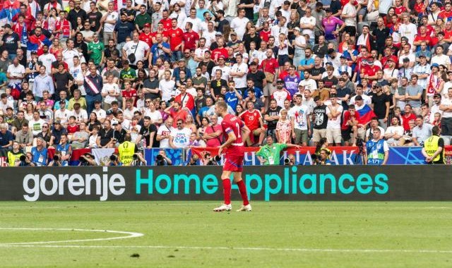 全球搏彩平台-【欧洲杯】约维奇压哨绝平，塞尔维亚1-1斯洛文尼亚