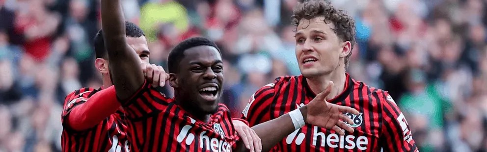 汉诺威、法鹰、黄潜、布莱顿争夺拜仁20岁多面手小将阿塞科