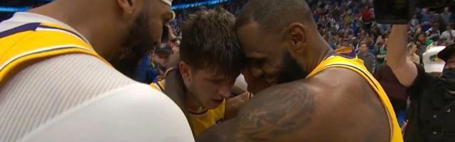 ky体育app-绝命三分击碎达拉斯！里弗斯再现落选秀励志传奇