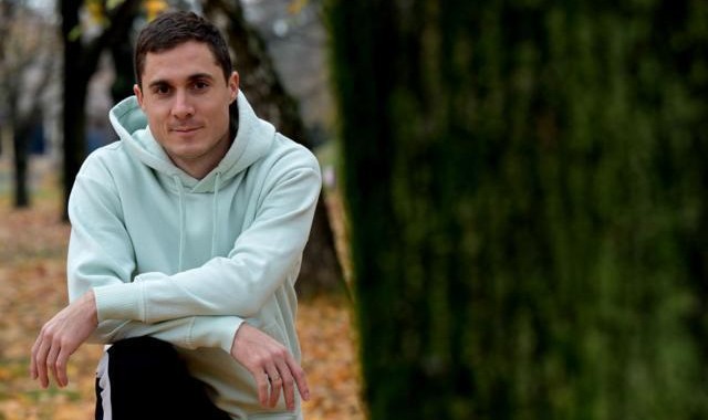 体育资讯-德尼奇：享受航体之王绰号 还有1年合同计划留河南