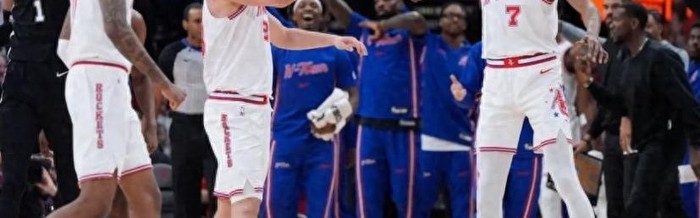 轰28+16+5！文班爆锤火箭，杜兰特作茧自缚，乌度卡也暴露缺陷了|马刺|凯文·杜兰特|文班亚马|申京|外线_新浪体育_新浪新闻