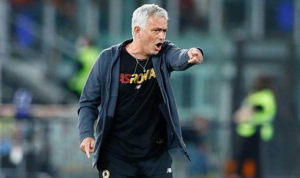 体育资讯-鸟叔摆烂式轮换不胜副班长，小心意甲欧协满盘皆输