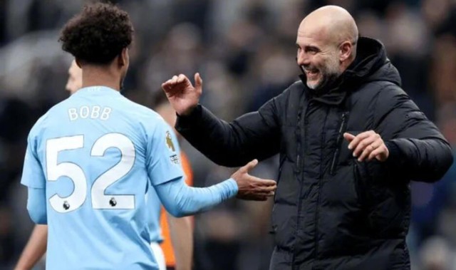 ky体育app-曼城22岁挪威前锋鲍勃或离队，转会费预计3000万英镑|瓦勒伦加|挪威国脚|瓜迪奥拉|奥斯卡·鲍勃|伯恩茅斯_新浪体育_新浪新闻