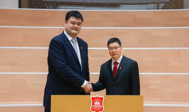 体育资讯-郭振明：我现在跟姚明仍保持联系 部分重要决策也会咨询他的意见